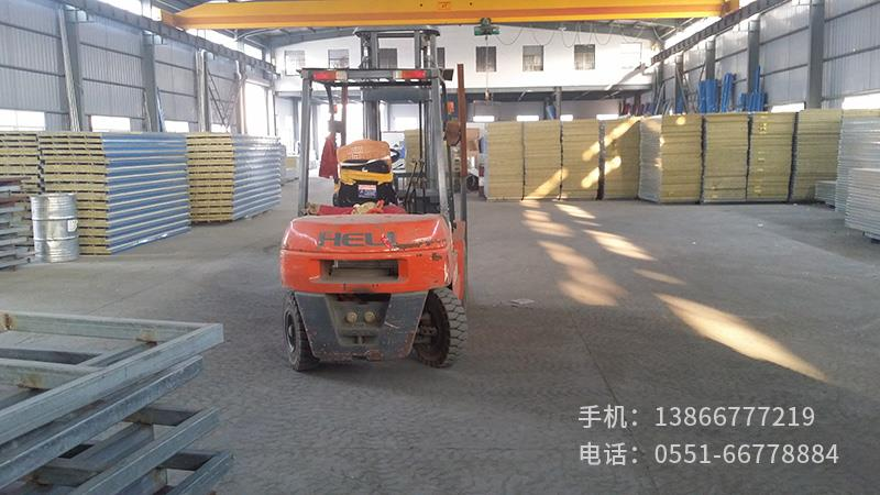 巖棉板生產(chǎn)車(chē)間5